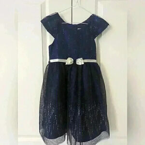 Girls dress bundle (2)  - size 6 & 7